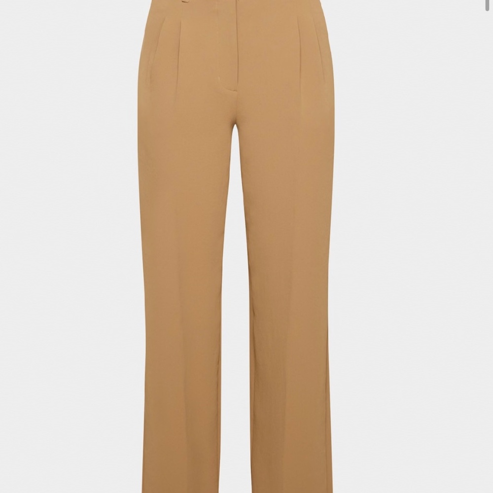Aritzia Effortless Pants